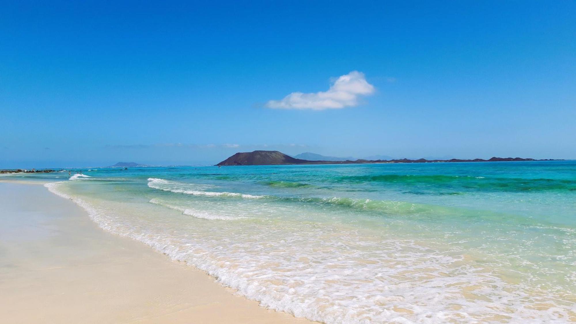 Royal Blue Corralejo By Sea You There Fuerteventura Exterior photo